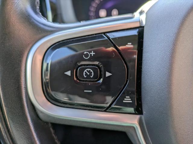 2022 Volvo XC60 B5 Inscription
