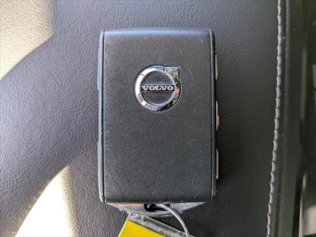 2022 Volvo XC60 B5 Inscription