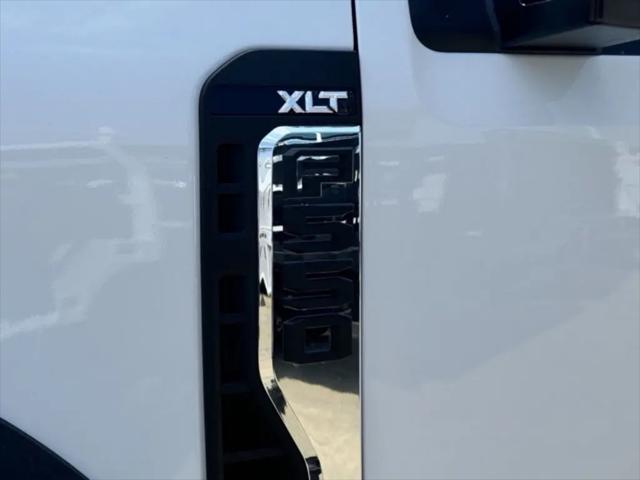 2024 Ford F-550 XLT