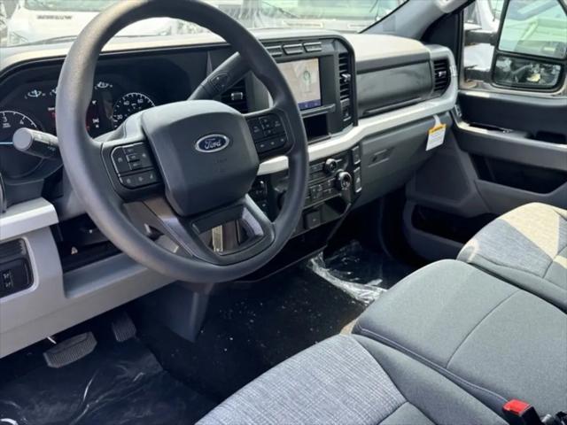 2024 Ford F-550 XLT