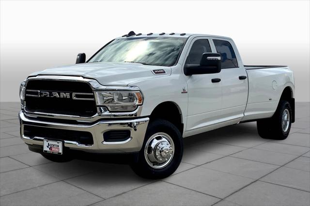 2024 RAM Ram 3500 RAM 3500 TRADESMAN CREW CAB 4X4 8 BOX