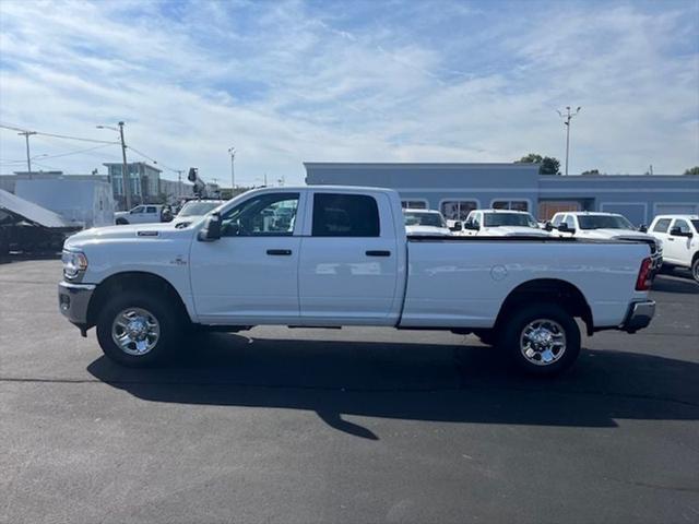2024 RAM Ram 2500 RAM 2500 TRADESMAN CREW CAB 4X4 8 BOX