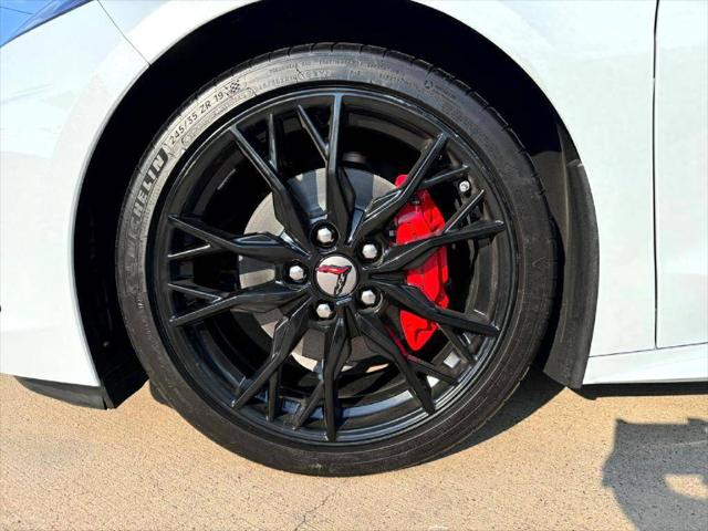 2024 Chevrolet Corvette Stingray RWD Coupe 2LT