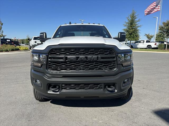 2024 RAM Ram 5500 Chassis Cab RAM 5500 TRADESMAN CHASSIS CREW CAB 4X4 84 CA
