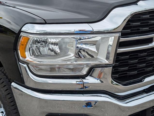 2024 RAM Ram 2500 RAM 2500 TRADESMAN CREW CAB 4X4 8 BOX