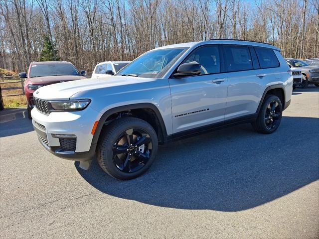 2024 Jeep Grand Cherokee GRAND CHEROKEE L LIMITED 4X4