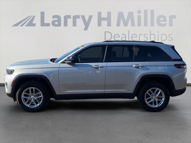 2023 Jeep Grand Cherokee Laredo X 4x2