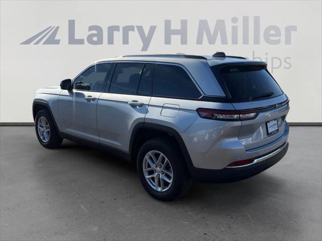 2023 Jeep Grand Cherokee Laredo X 4x2