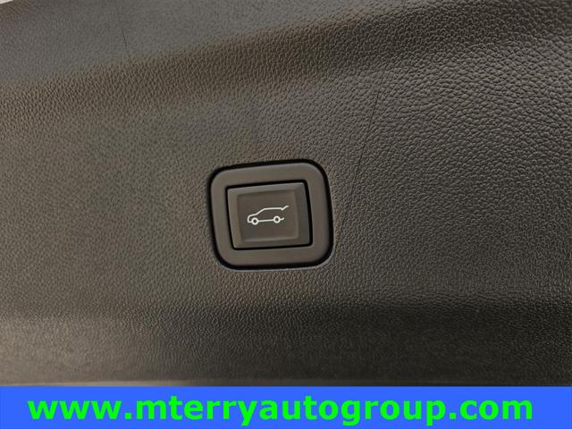 2024 Chevrolet Suburban 2WD Premier