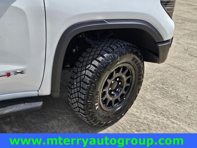 2024 GMC Sierra 1500 4WD Crew Cab Short Box AT4X
