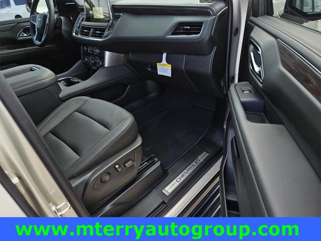 2024 Chevrolet Suburban 2WD LT