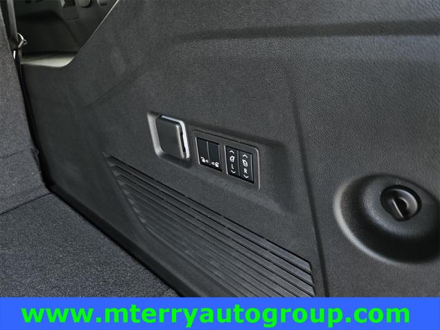 2024 Chevrolet Suburban 2WD LT