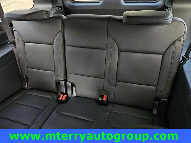 2024 Chevrolet Suburban 2WD LT