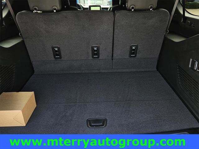 2024 Chevrolet Suburban 2WD Premier
