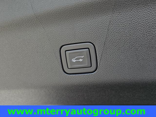 2024 Chevrolet Suburban 2WD Premier