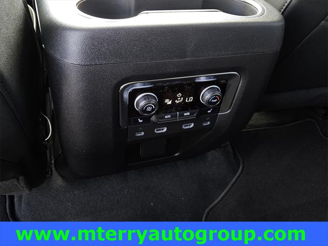 2024 Chevrolet Suburban 2WD Premier
