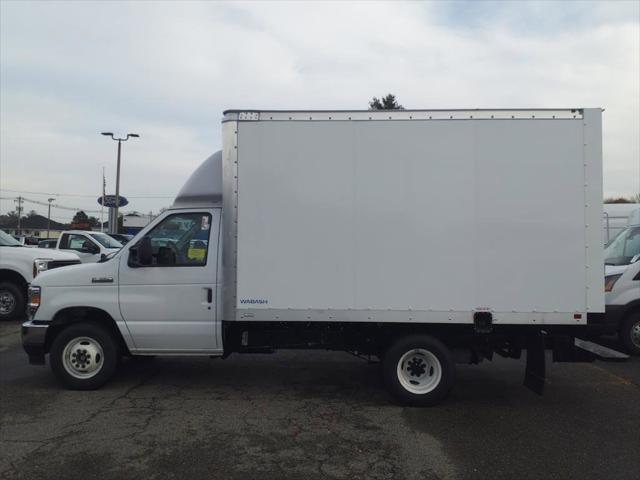 2025 Ford E-350 Cutaway Base