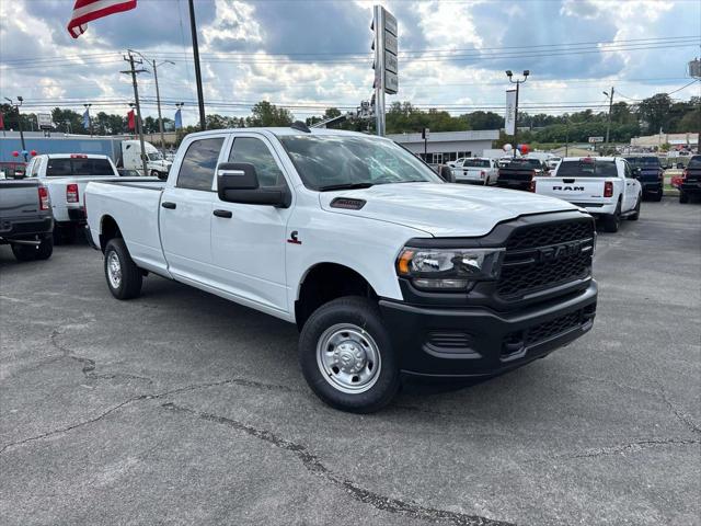 2024 RAM Ram 2500 RAM 2500 TRADESMAN CREW CAB 4X4 8 BOX