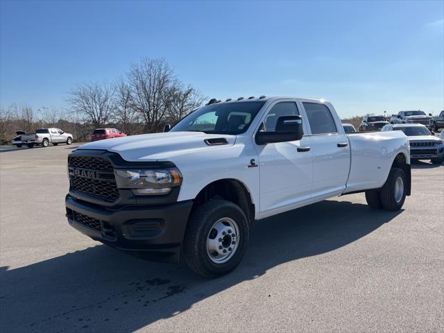 2024 RAM Ram 3500 RAM 3500 TRADESMAN CREW CAB 4X4 8 BOX