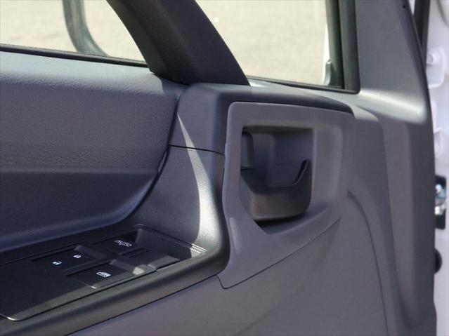 2025 Chevrolet 4500HD LCF 2wd Reg Cab