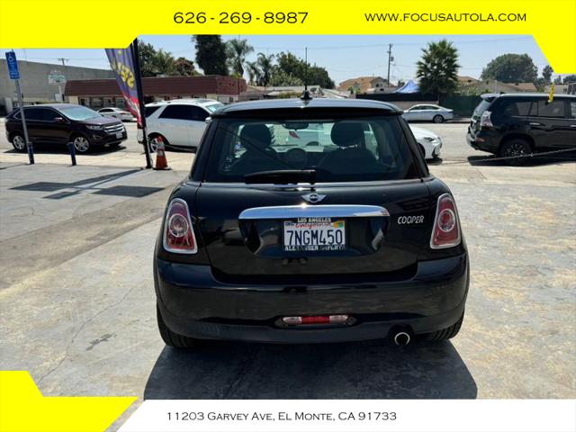 2012 MINI Cooper Cooper Hatchback 2D