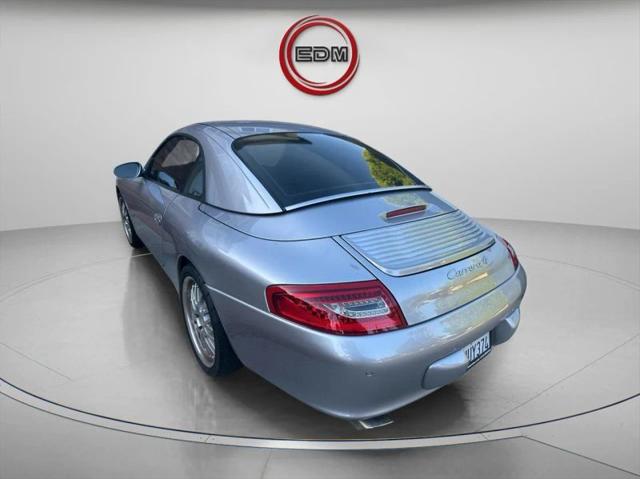 2004 Porsche 911 Carrera