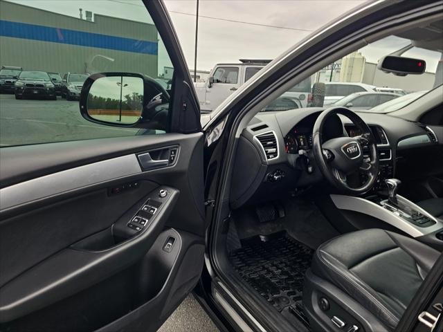 2015 Audi Q5 2.0T Technik