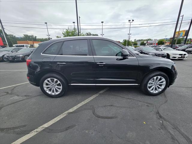2015 Audi Q5 2.0T Technik