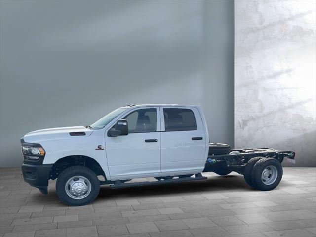 2024 RAM Ram 3500 Chassis Cab RAM 3500 TRADESMAN CREW CAB CHASSIS 4X4 60 CA 2024 RAM Ram 3500 Chassis Cab RAM 3500 TRADESMAN CREW CAB CHASSIS 4X4 60 CA
