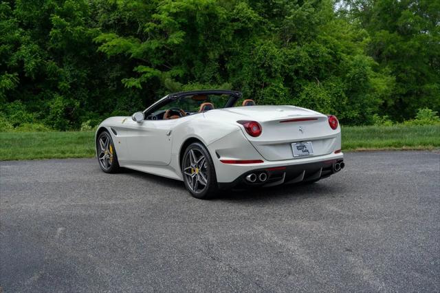 2016 Ferrari California T
