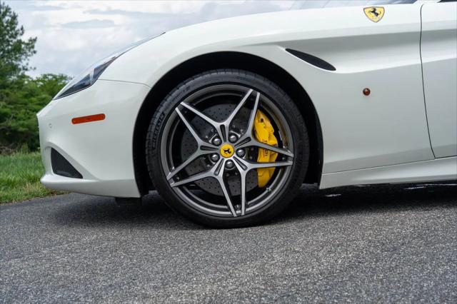 2016 Ferrari California T