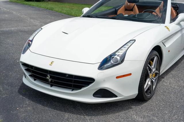 2016 Ferrari California T
