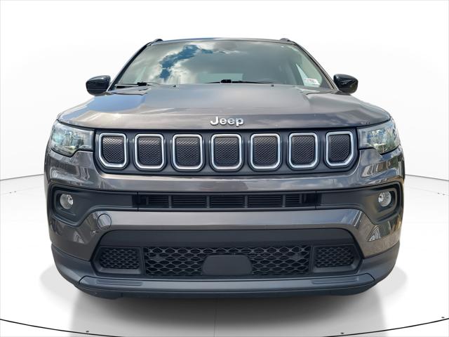 2022 Jeep Compass Latitude FWD