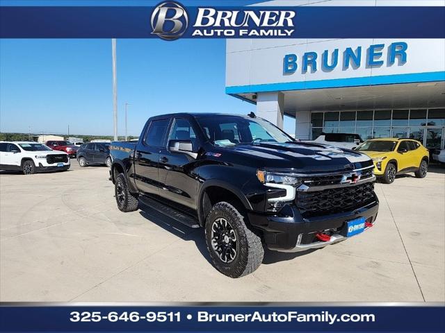 2023 Chevrolet Silverado 1500 4WD Crew Cab Short Bed ZR2