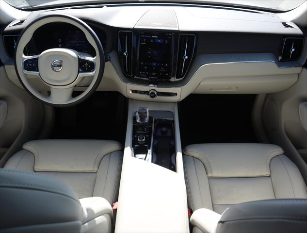 2025 Volvo XC60 Plug-In Hybrid Ultra