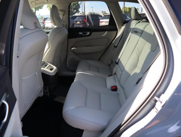 2025 Volvo XC60 Plug-In Hybrid Ultra
