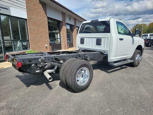 2024 Ram 3500 Tradesman/SLT