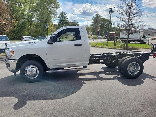 2024 Ram 3500 Tradesman/SLT