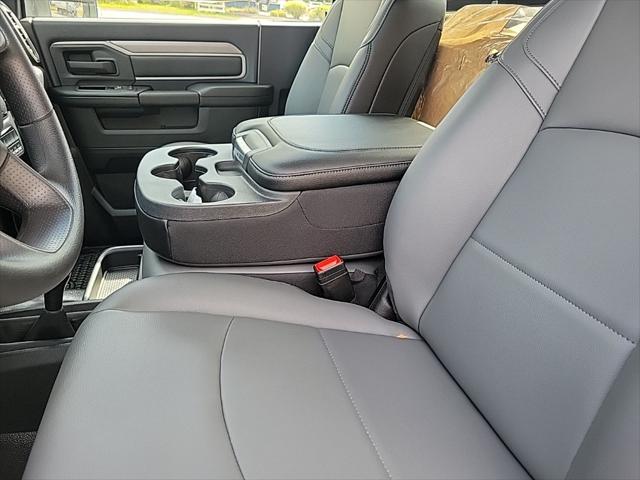 2024 Ram 3500 Tradesman/SLT