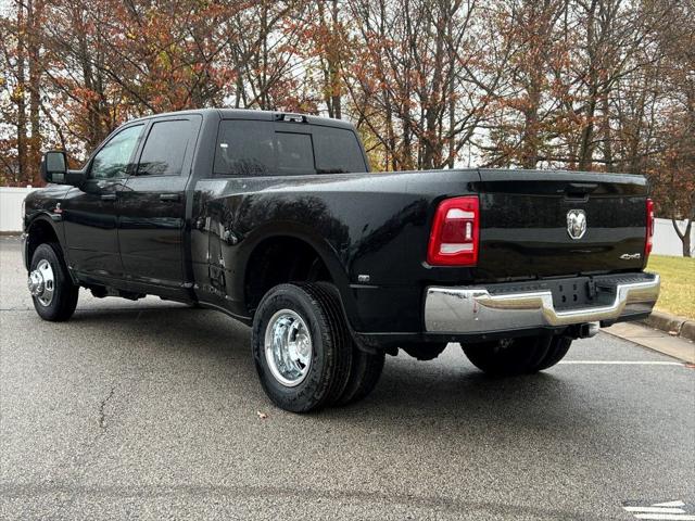 2024 RAM Ram 3500 RAM 3500 TRADESMAN CREW CAB 4X4 8 BOX