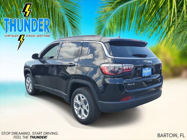 2025 Jeep Compass COMPASS LATITUDE 4X4