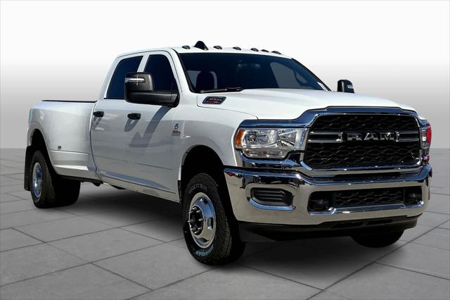 2024 RAM Ram 3500 RAM 3500 TRADESMAN CREW CAB 4X4 8 BOX