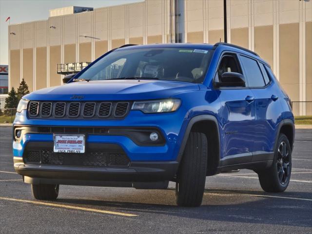 2025 Jeep Compass COMPASS LATITUDE 4X4