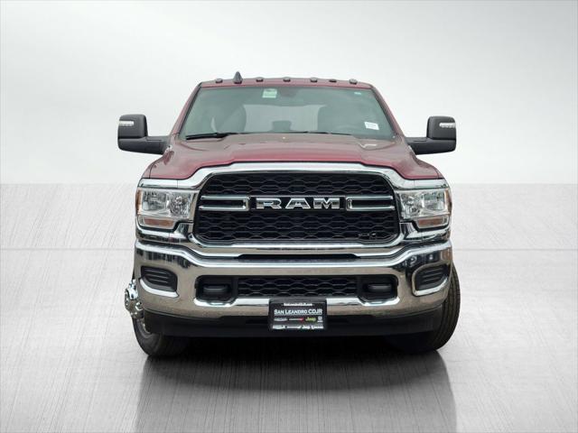 2024 RAM Ram 3500 RAM 3500 TRADESMAN CREW CAB 4X4 8 BOX