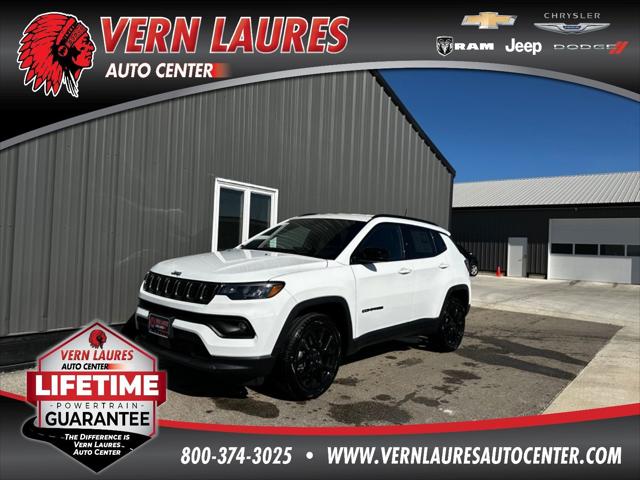 2025 Jeep Compass COMPASS LATITUDE 4X4