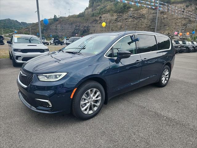 2024 Chrysler Pacifica PACIFICA TOURING L AWD