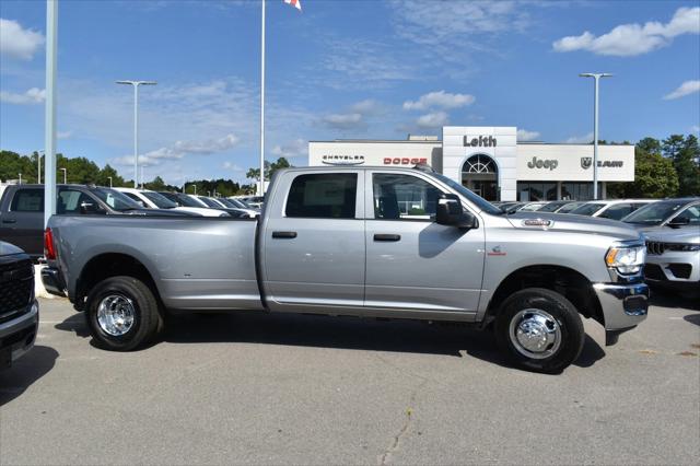 2024 RAM Ram 3500 RAM 3500 TRADESMAN CREW CAB 4X4 8 BOX