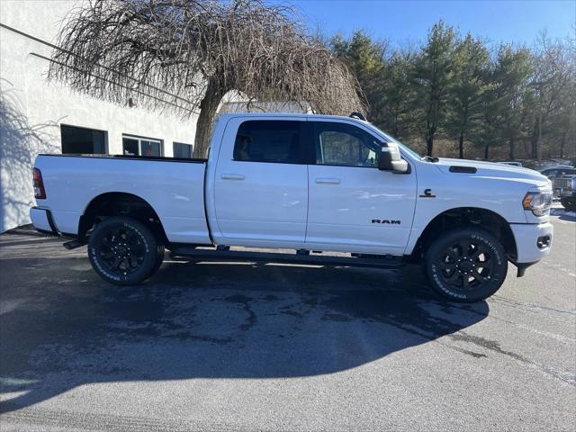 2024 RAM Ram 3500 RAM 3500 BIG HORN CREW CAB 4X4 64 BOX