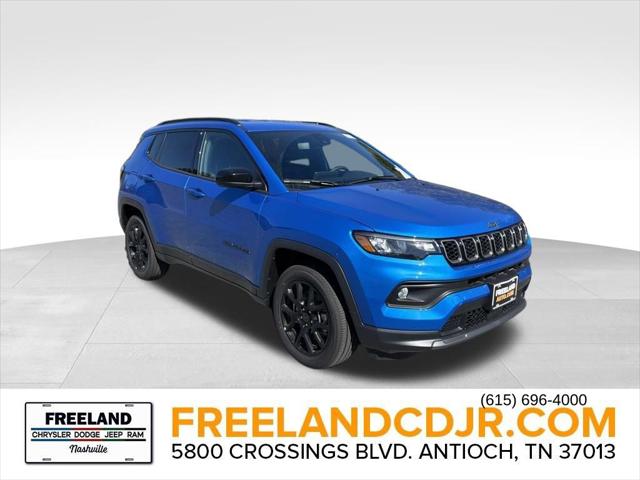 2025 Jeep Compass COMPASS LATITUDE 4X4