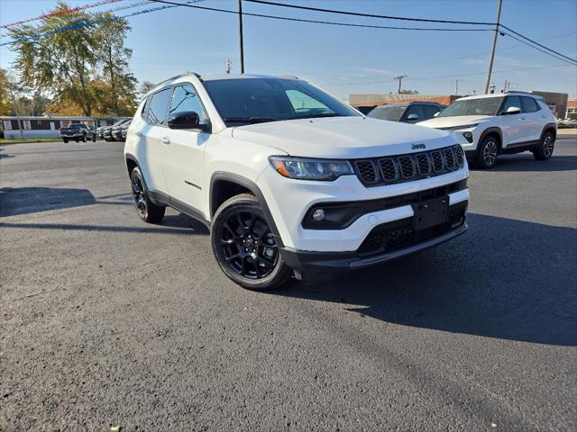 2025 Jeep Compass COMPASS LATITUDE 4X4